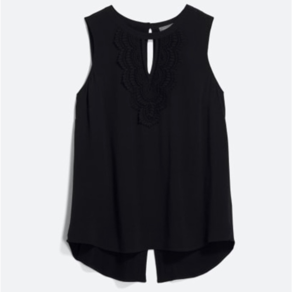 Daniel Rainn- Black Quin Sleeveless Keyhole Crochet Blouse XS